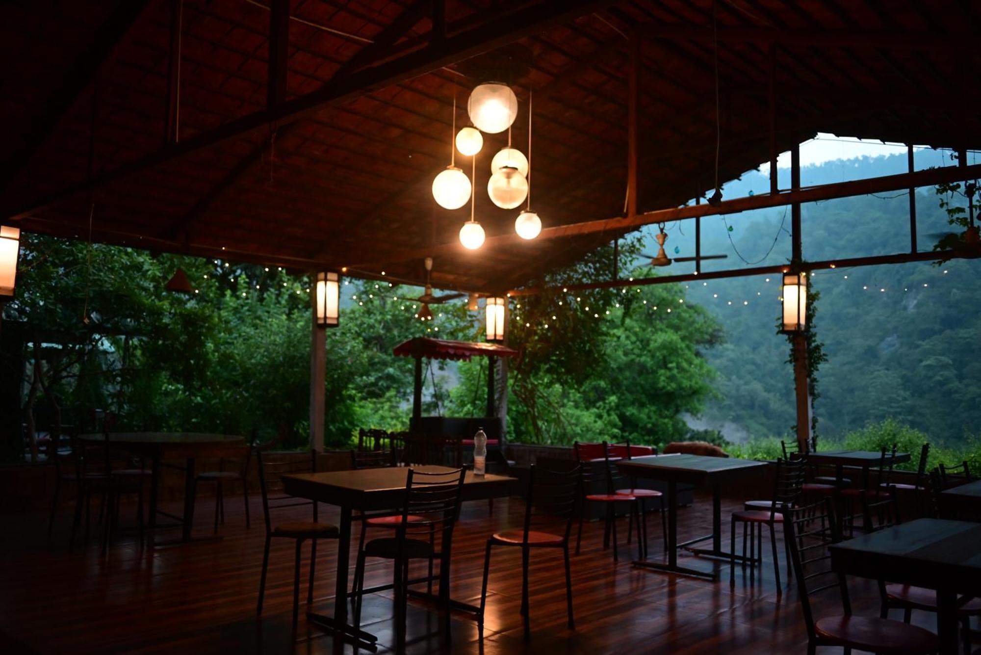 Shoolin Jungle Resort Rishīkesh Exterior foto